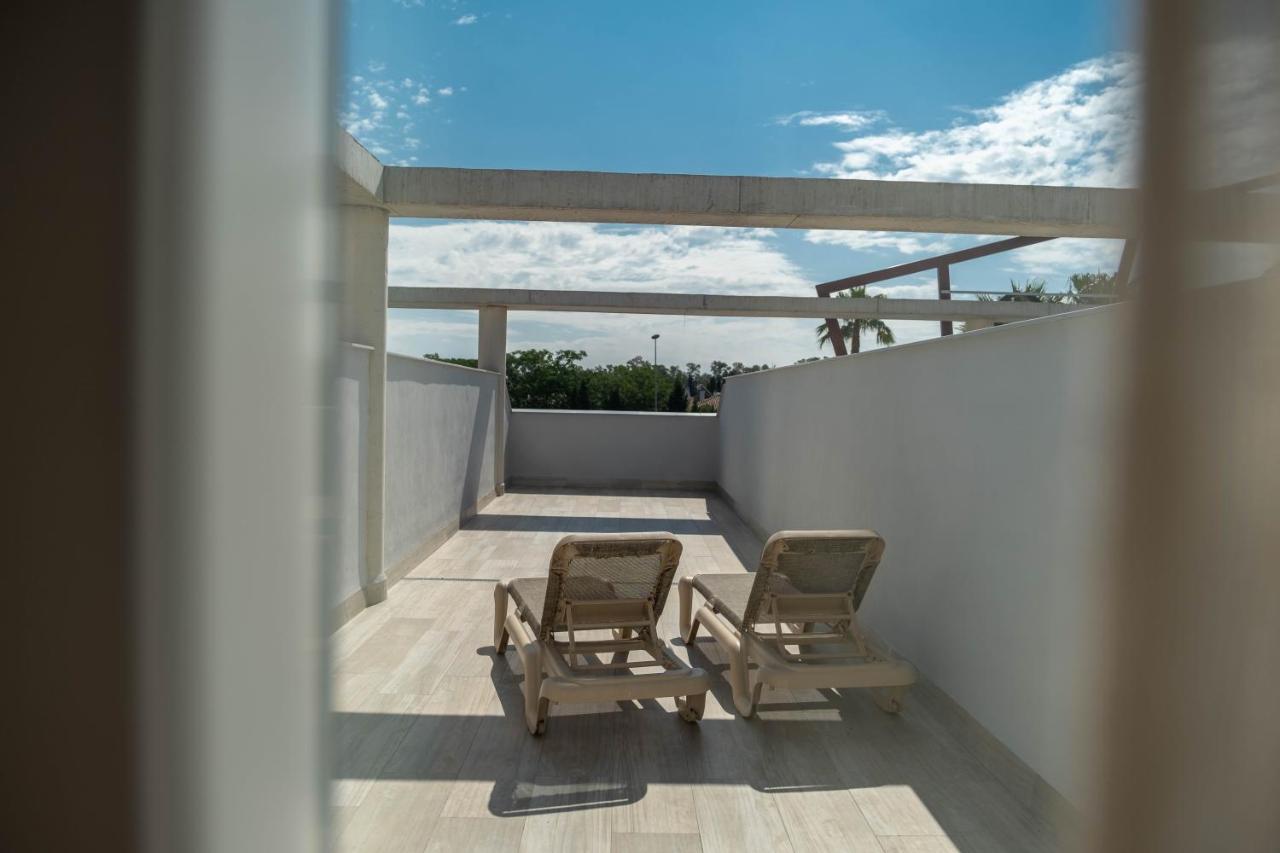 Aljarafe Suites By Qhotels Gelves Exterior foto